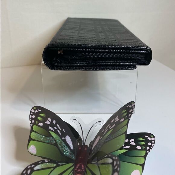 Authentic Burberry Wallet   - Picture 8 of 13